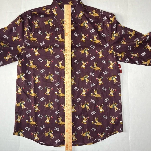 North Pole Trading Co. Button Up Christmas Polo Size Large. Brew dolph - Picture 4 of 8